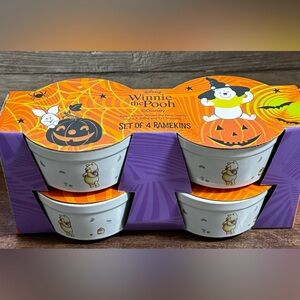Super Cute 🥰 Winnie The Pooh  set of 4 Ramekins - NEW